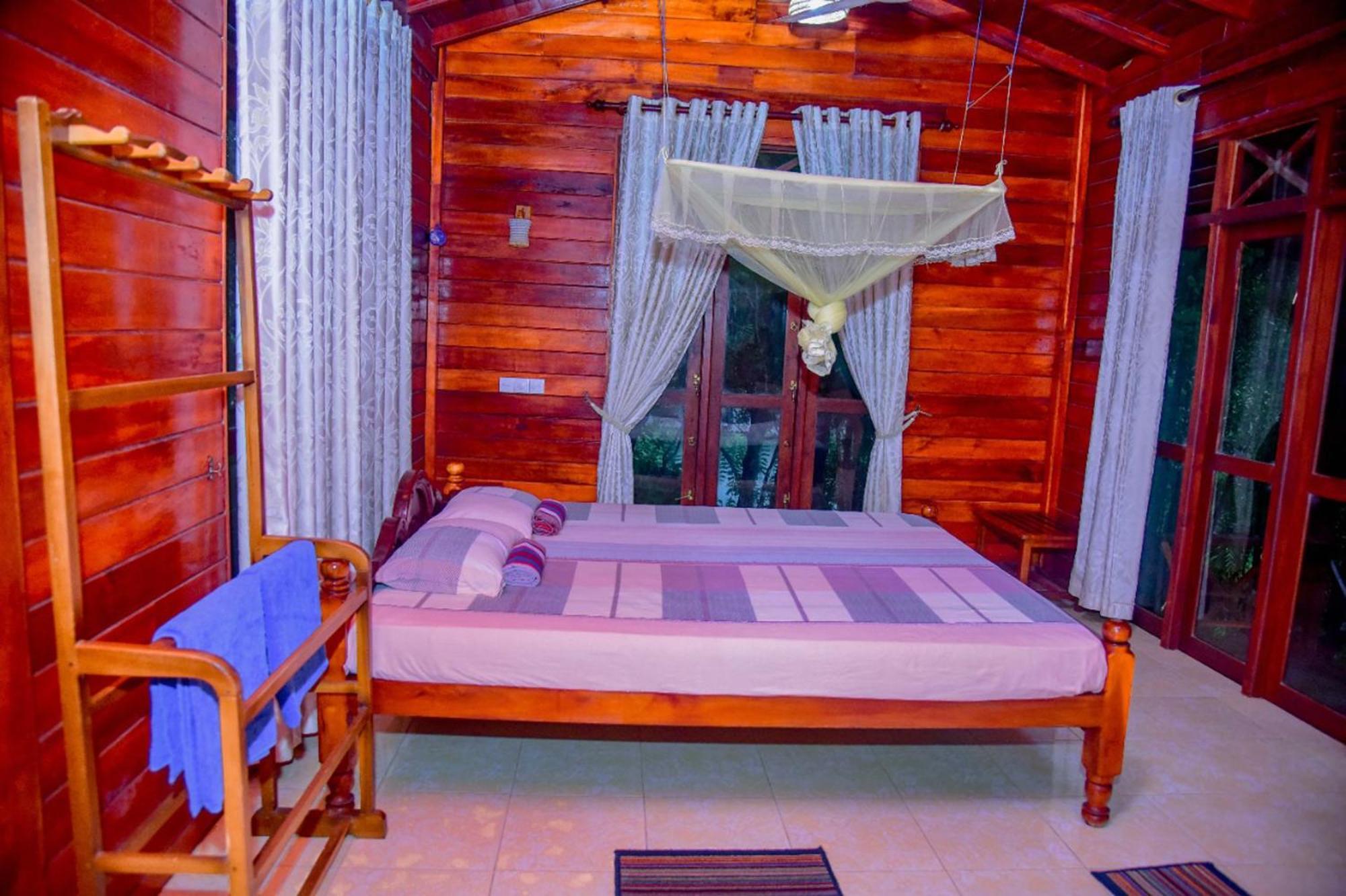 فندق Sinharaja Rest دينيايا المظهر الخارجي الصورة